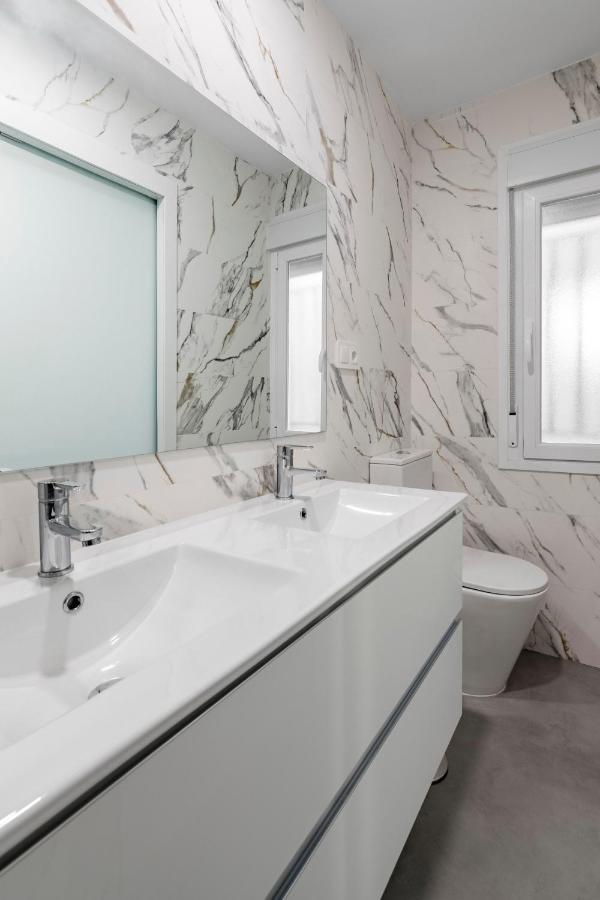 Puerta Del Angel, Casa Independiente, 3 Plantas Villa Madrid Luaran gambar