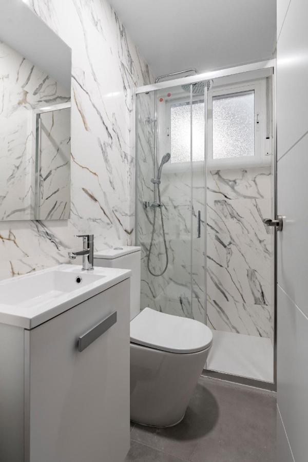 Puerta Del Angel, Casa Independiente, 3 Plantas Villa Madrid Luaran gambar